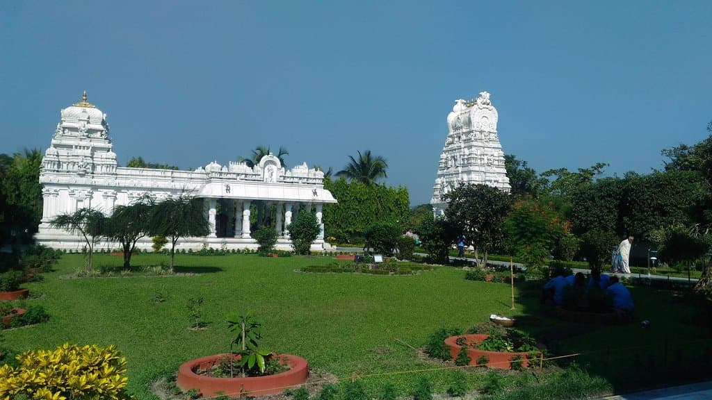 Beautiful manicured gardens inside Purva Tirupati temple