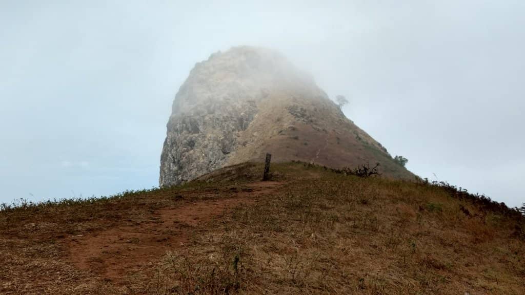 The 'Ox's Shoulder' Summit