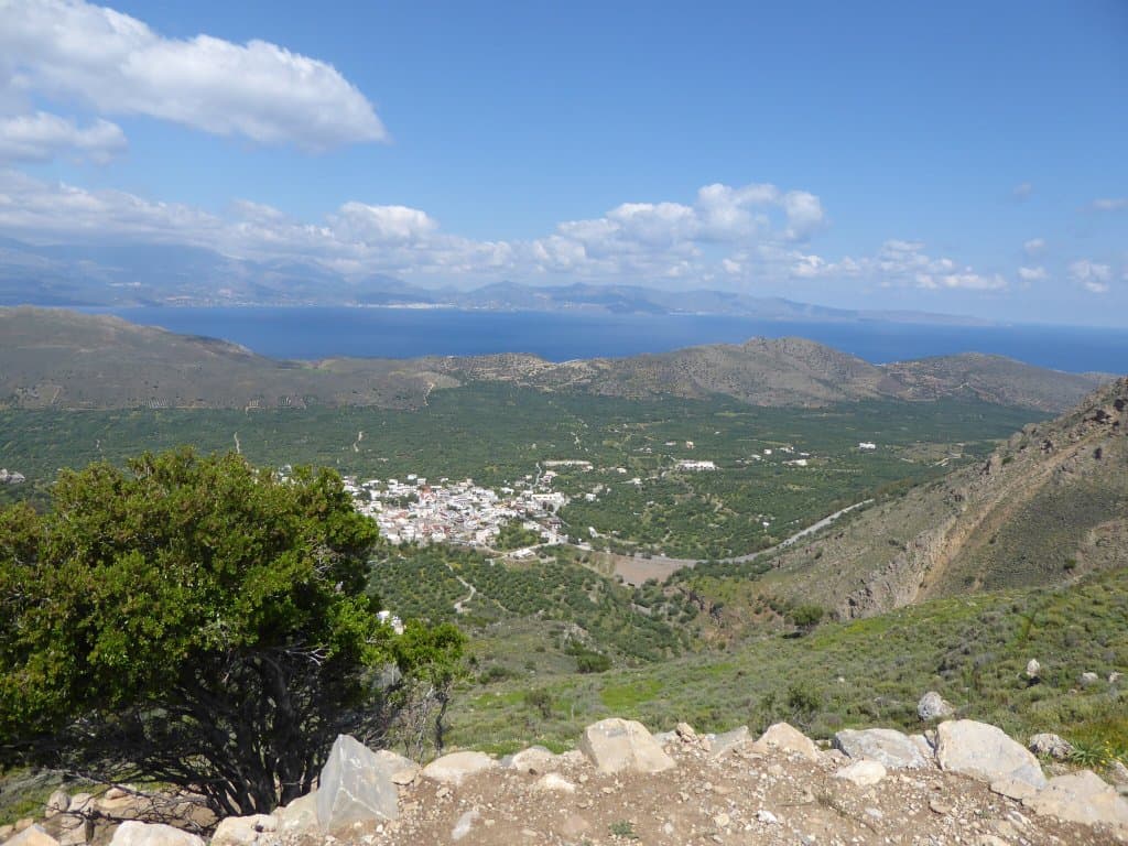 Minoan Cemetery Fourni