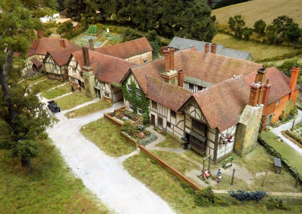 Model houses in Pendon Museum