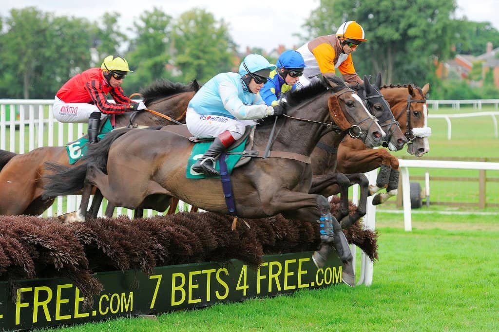 Thrilling Horse Racing Action