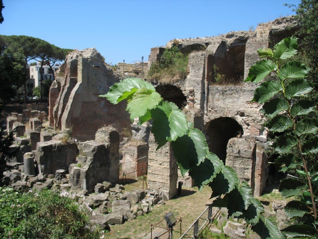 Dall'esterno