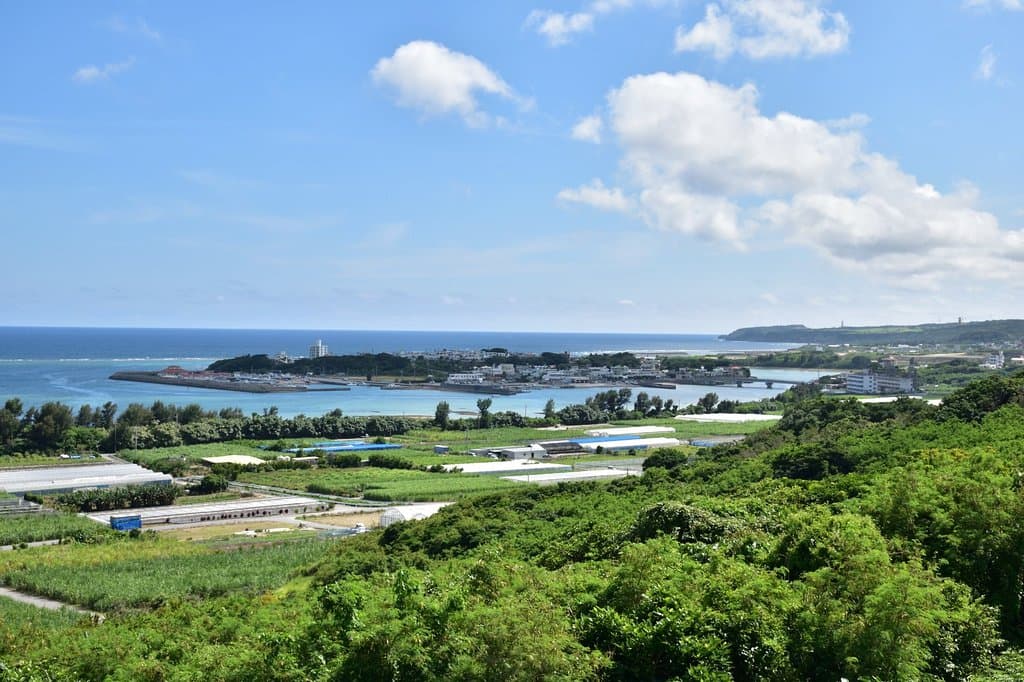 奥武島:R331から臨む