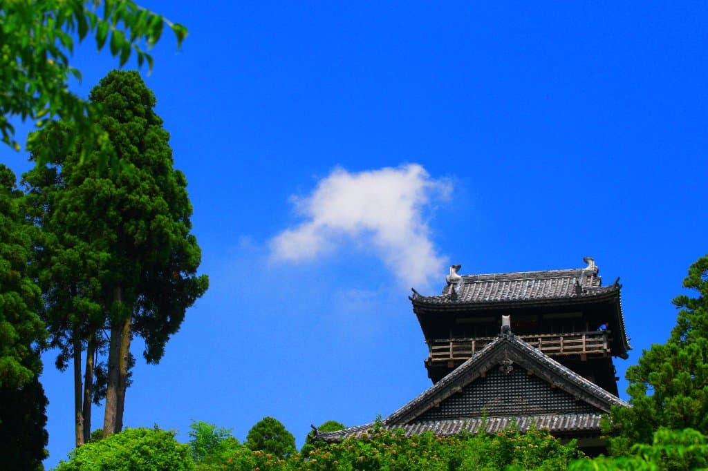 Aya Castle