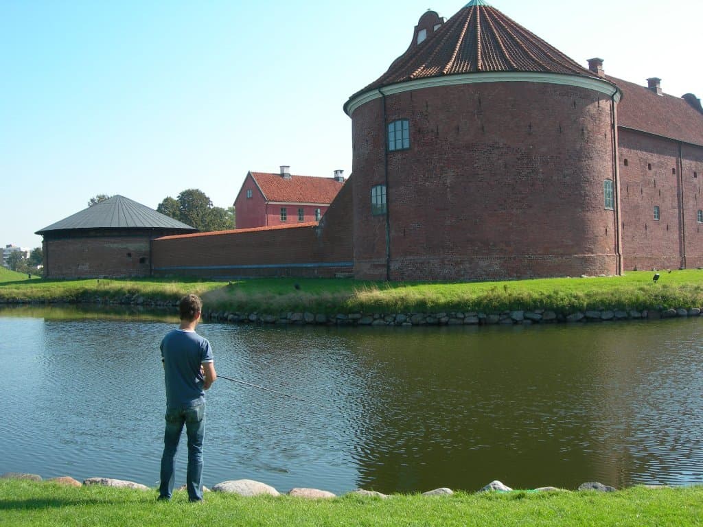 Fiske vid citadellet. Copyright Turistbyrån Landskrona-Ven.