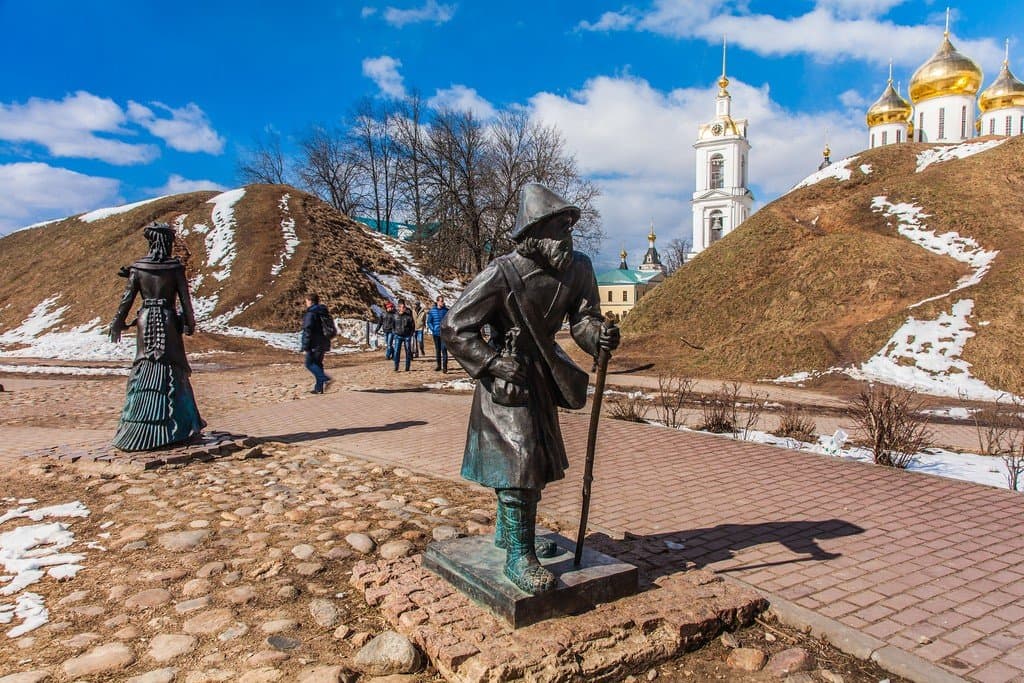 Скульптура нищего
