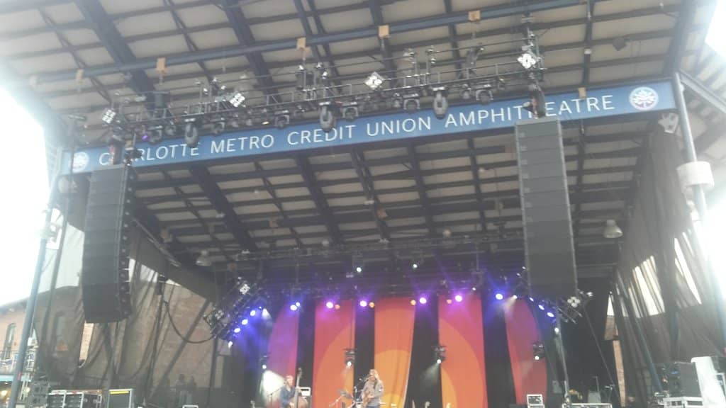 Diverse Dining & Drinks