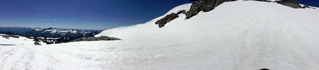 Panoramic Mountain Views