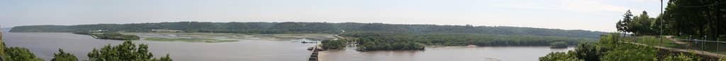 Mississippi River Lock & Dam