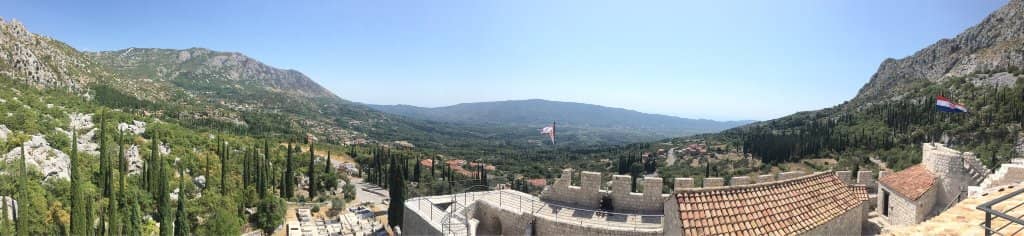 Panoramic Valley Views