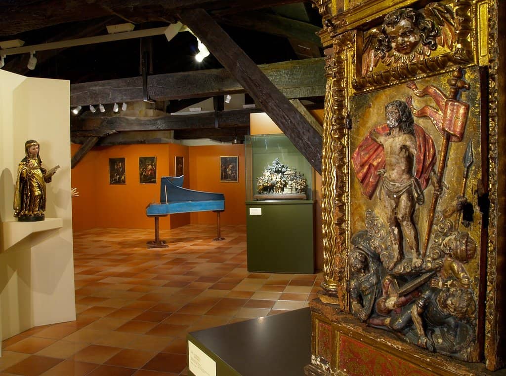 Colonial Cell Recreation