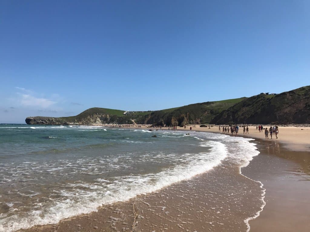 Oyambre Beach