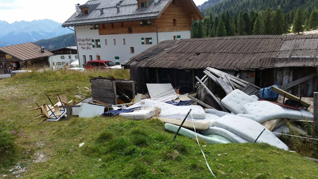 Rifugio Ciampedie Dining