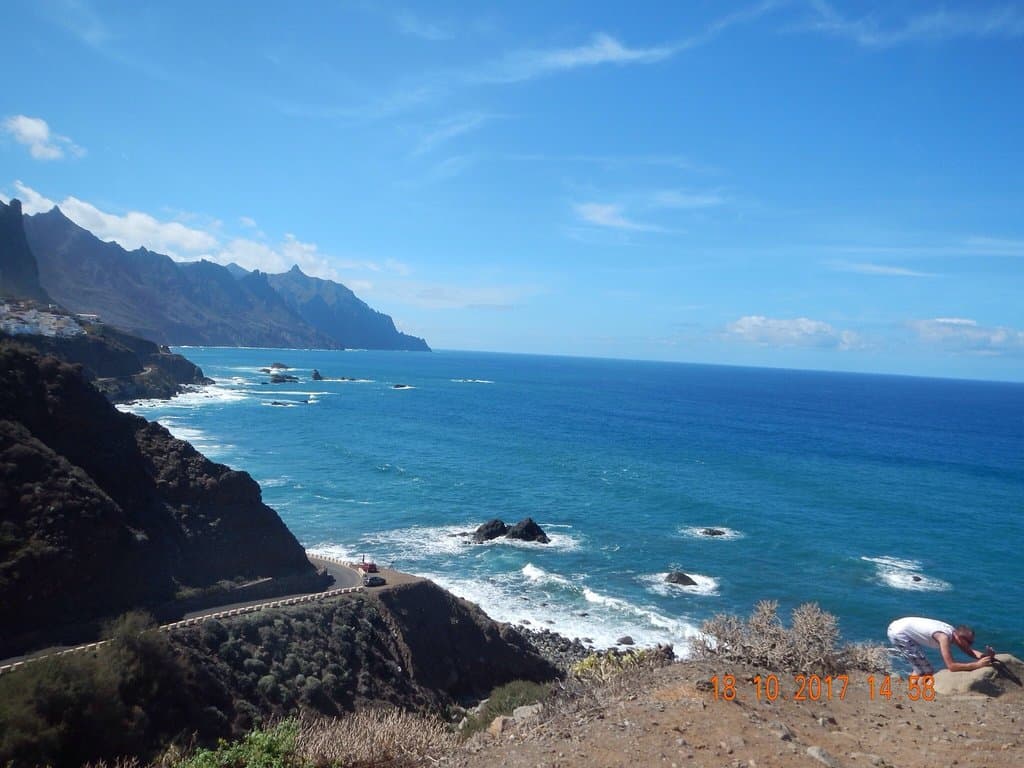 Playa de benijo....paysage de plus en plus sauvage , route de plus en plus étroite, vue extra