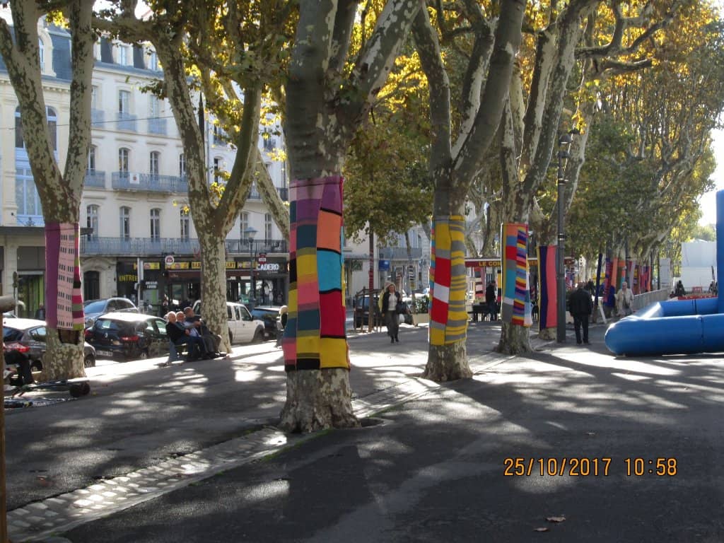 Sidewalk Cafes