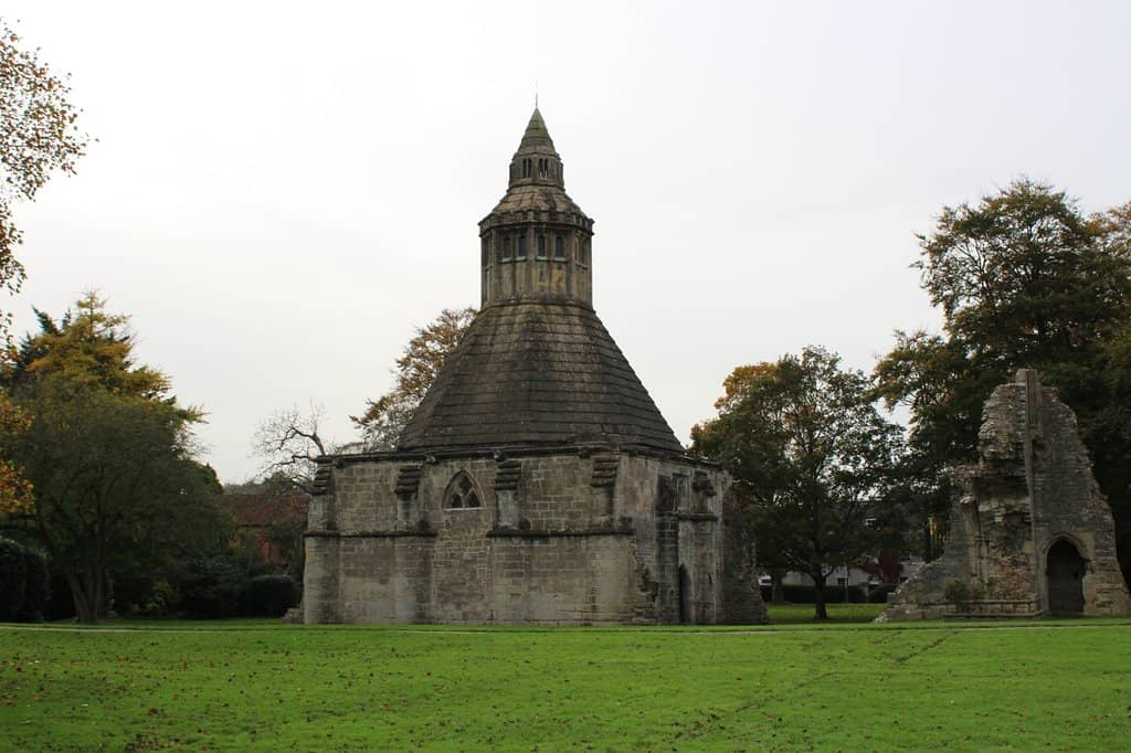 The Legendary Tomb of Arthur & Guinevere