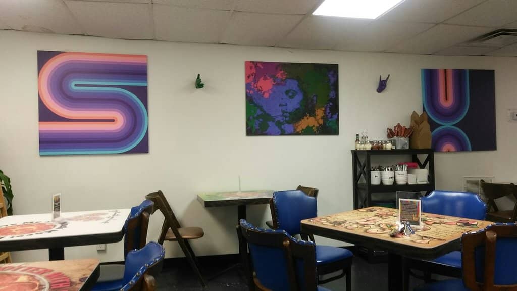 Cool Stoner Vibe & Family Atmosphere