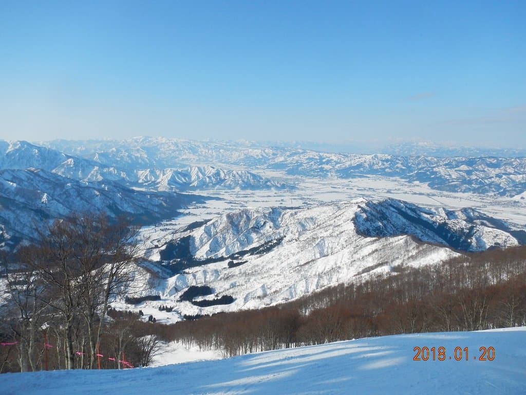 ロープウェイ山頂駅からの眺め
