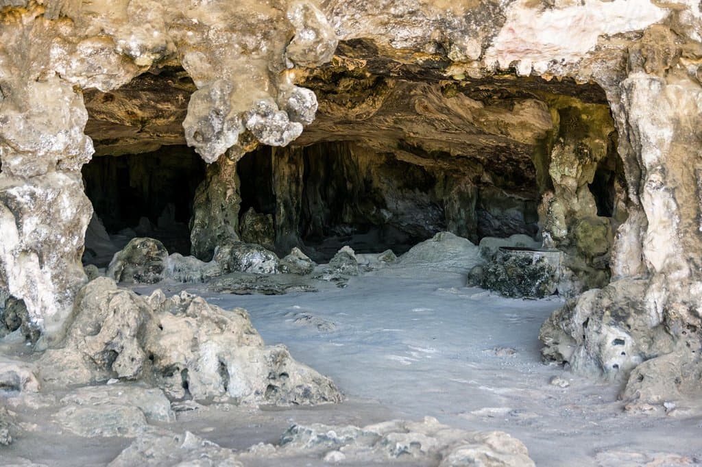 Peering Into Fontein Cave