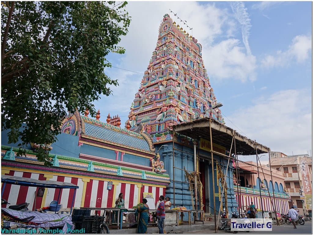Varadaraja Temple, Pondi - by Traveller G