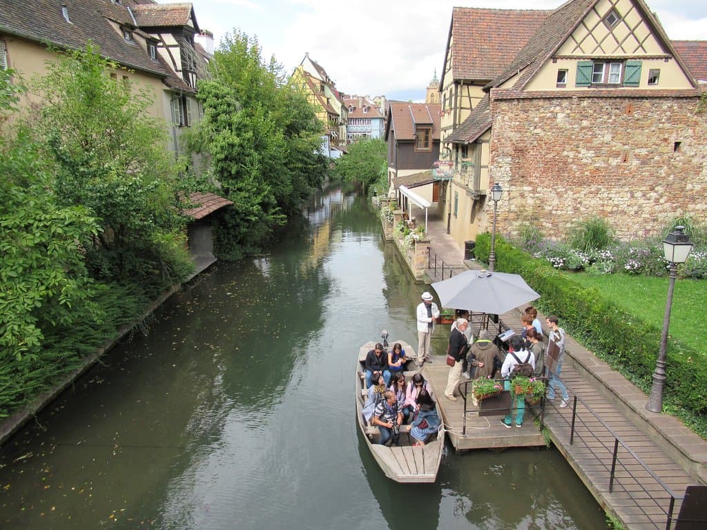 Boottochtje klein Venetië over riviertje de Lauch