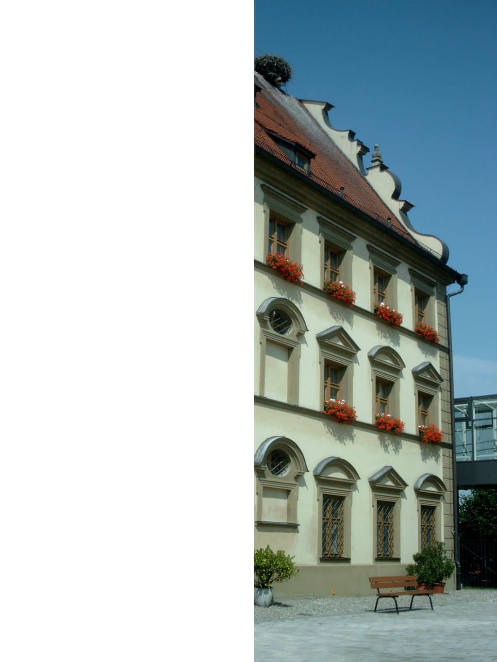 Schulmuseum - Eingangspotal und Fassade