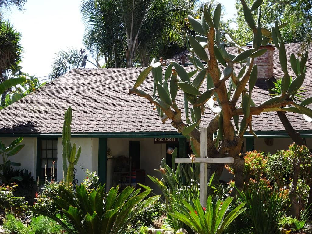 Los Rios Historic District Streets