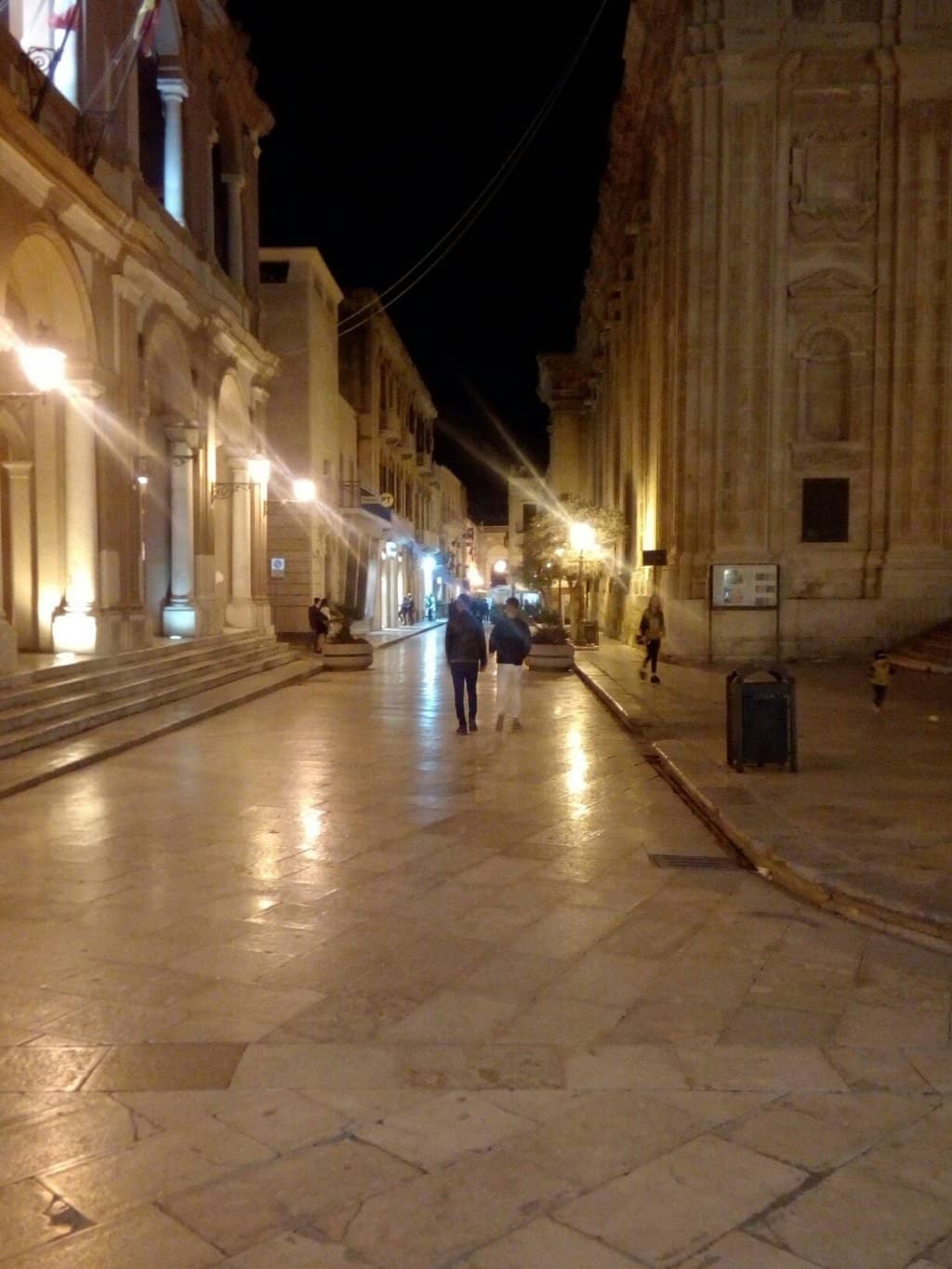 Il Cassaro Pedestrian Street