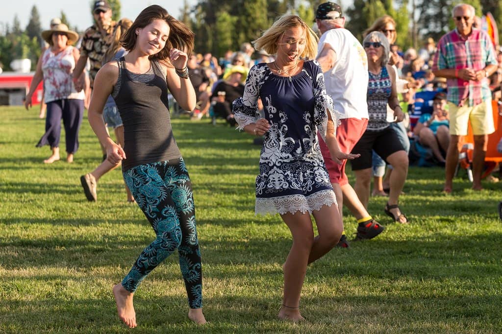 VIP Deschutes Deck