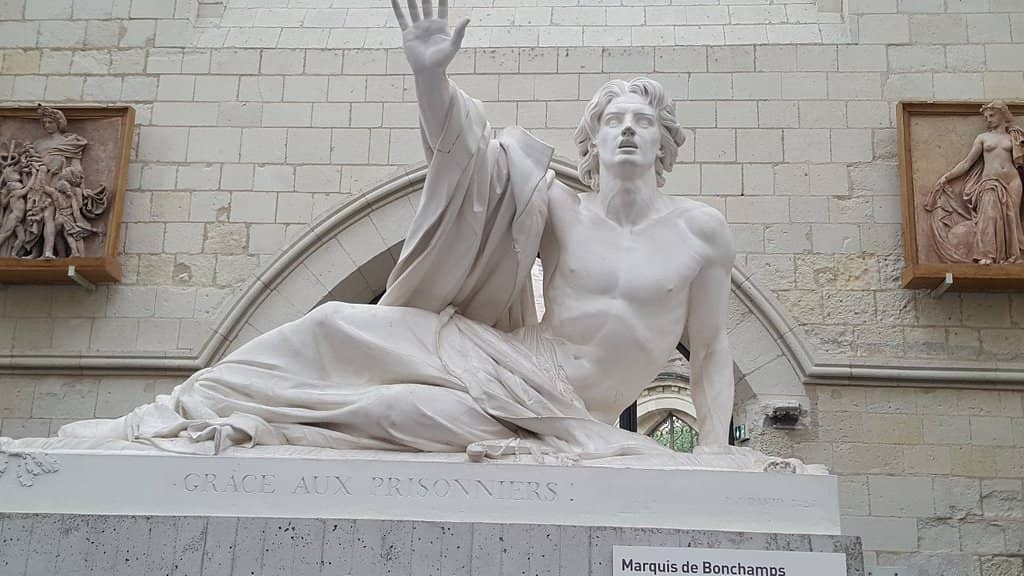 Toussaint Abbey Architecture