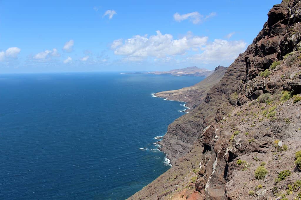 The Dragon's Tail Cliffs
