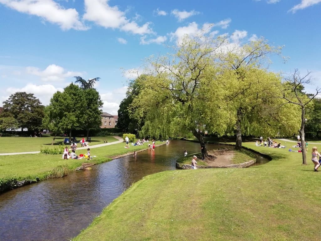 Queen Elizabeth Gardens