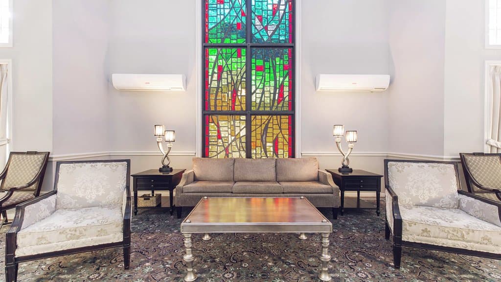 Forest Park East Funeral Home & Cemetery