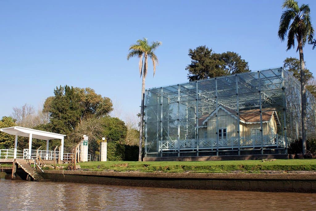 Vista Frente Museo Casa Sarmiento desde el río