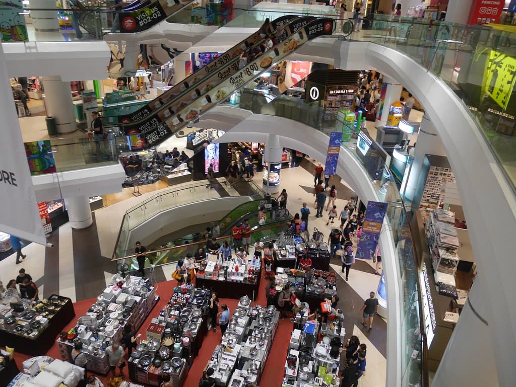 Tampines Mall内吹き抜け