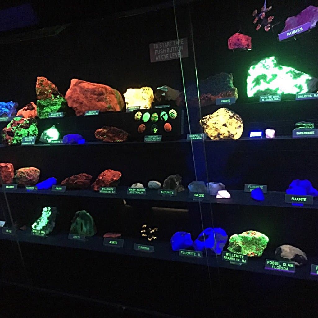 Franklin Gem and Mineral Museum Franklin North Carolina