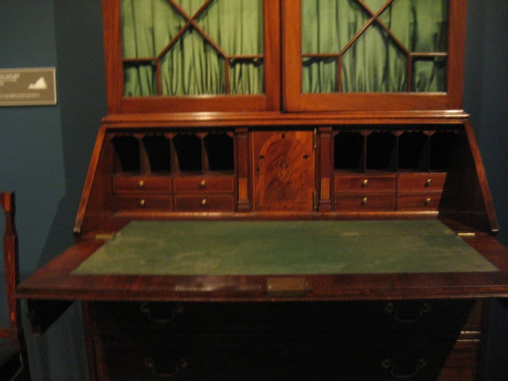 Intricate Decorative Arts