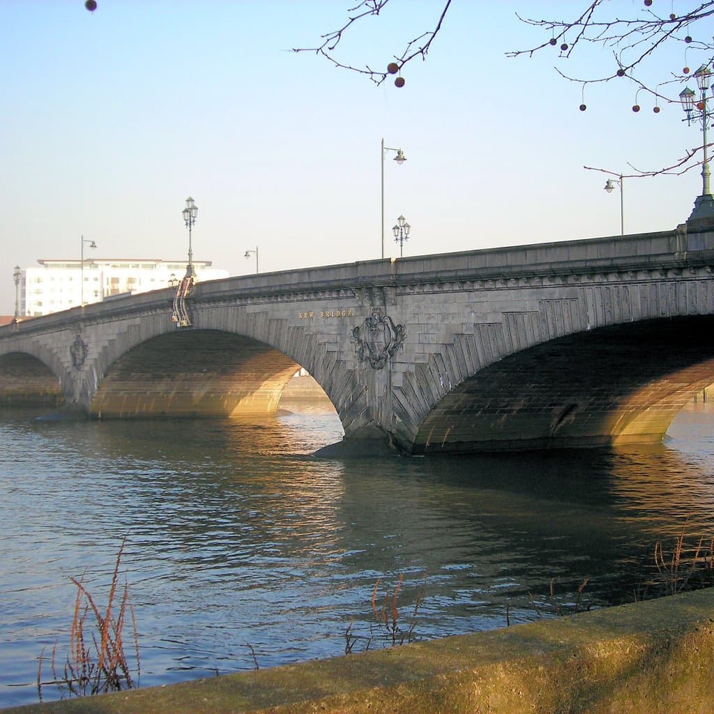Kew Bridge