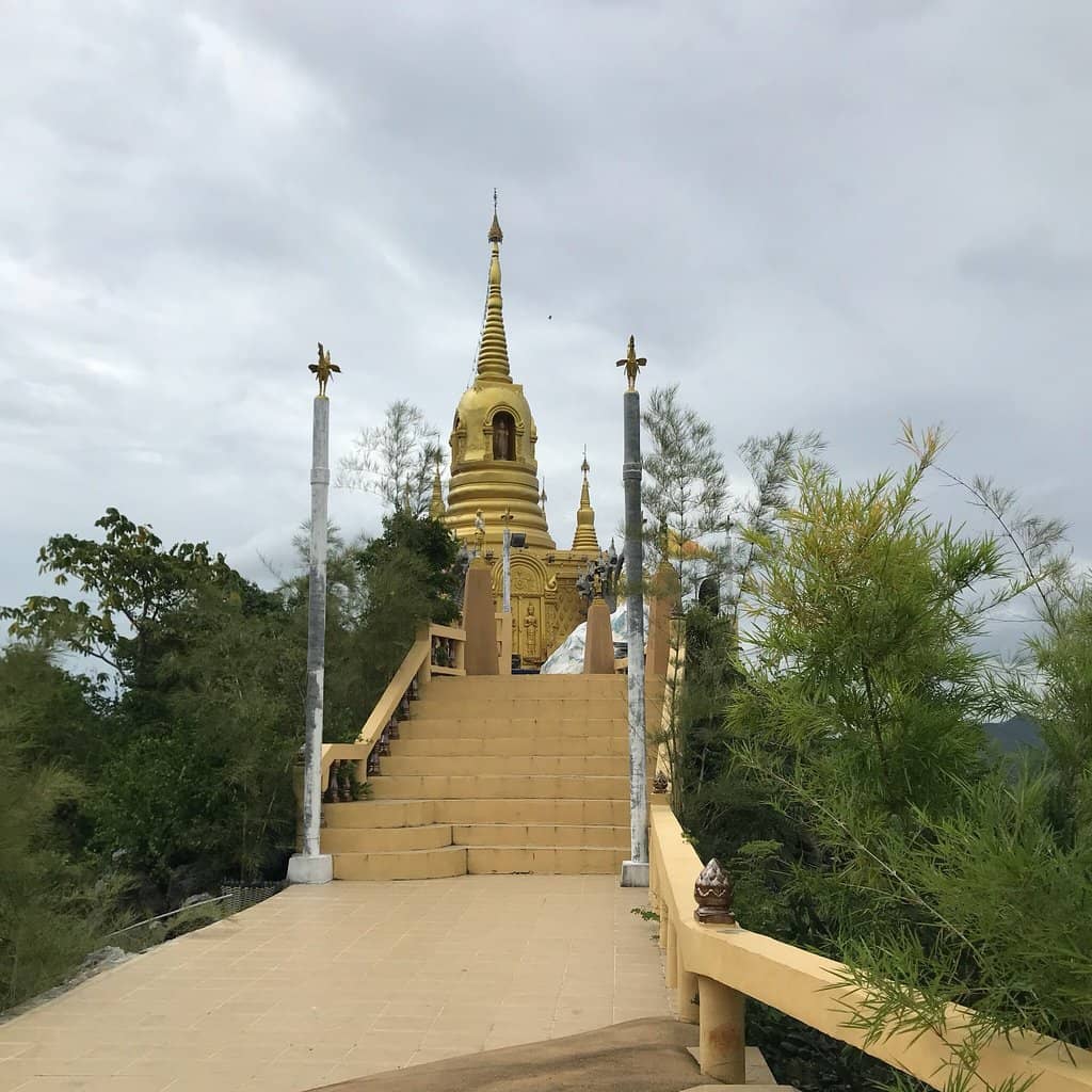 Panoramic Valley Views