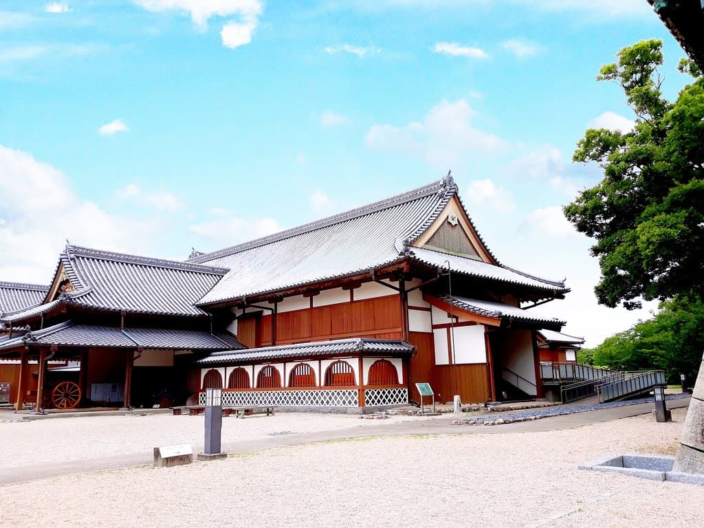 佐賀城場外