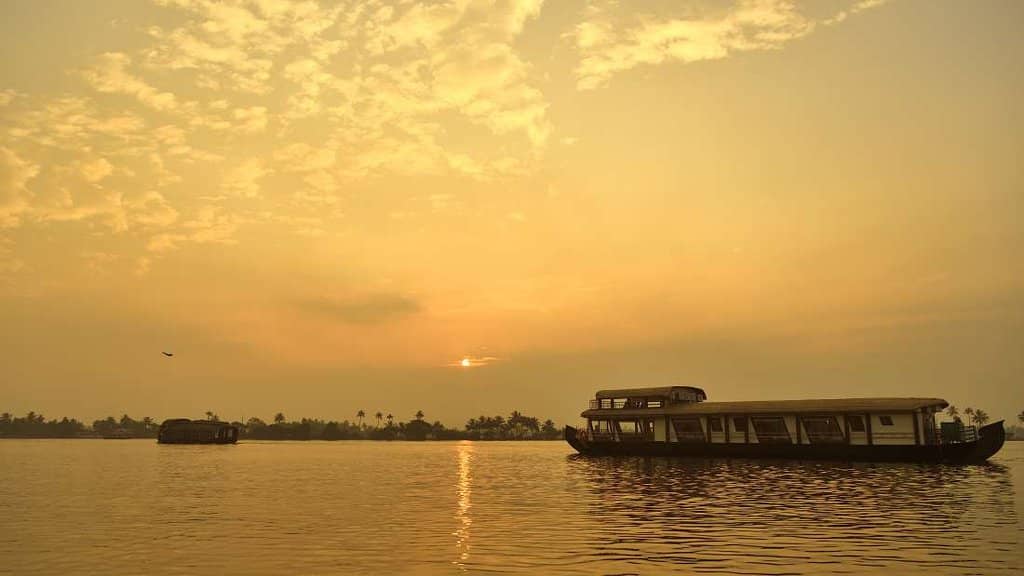 Houseboat Cruise