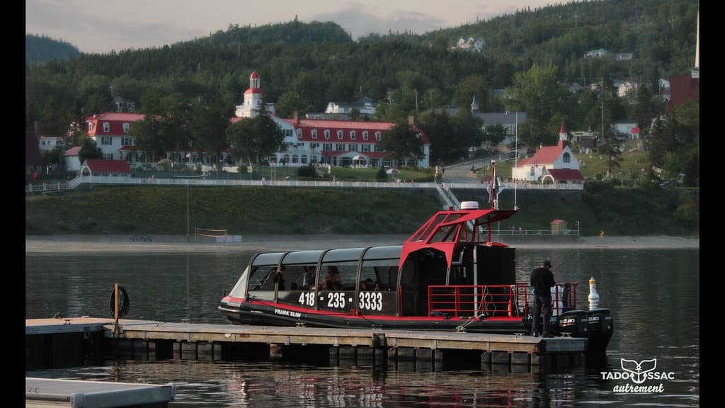 Rendez-vous au quai de la marina pour embarquer à bord du Frank Slim
