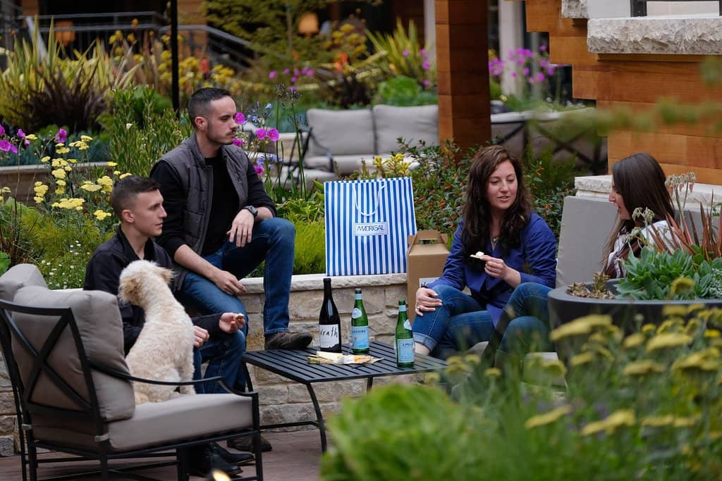Carmel Plaza Courtyard