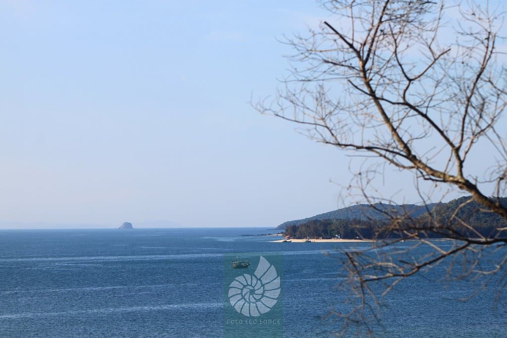 đảo Cô Tô Con nhìn từ phía Bắc Vàn