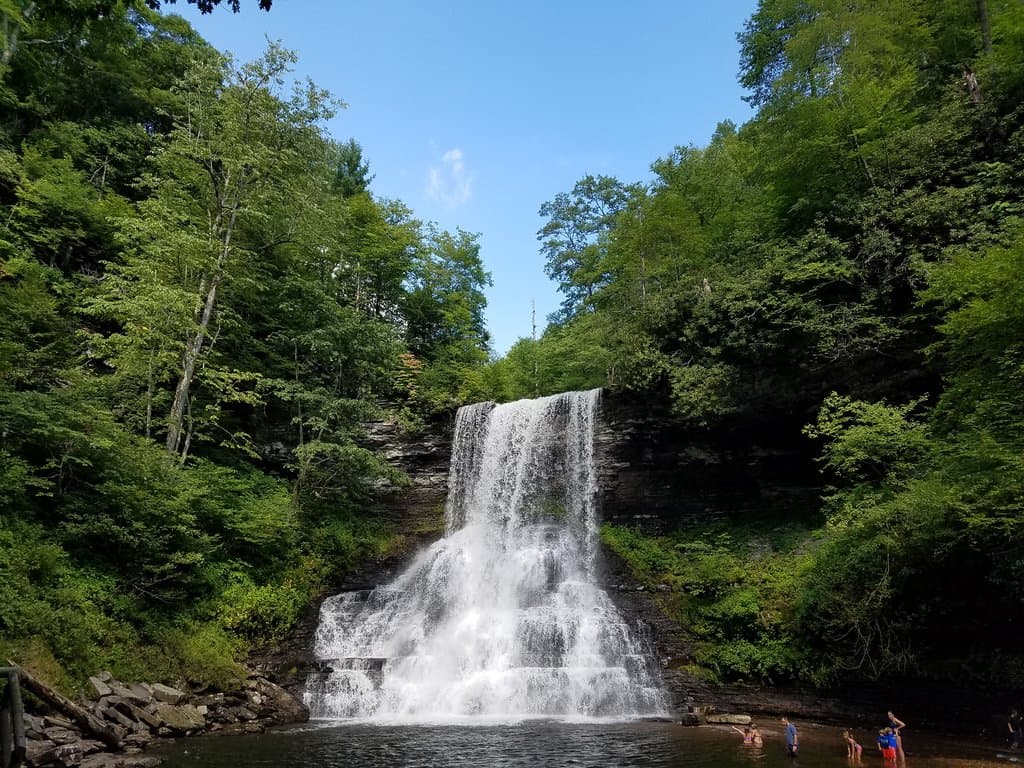 Cascades Falls
