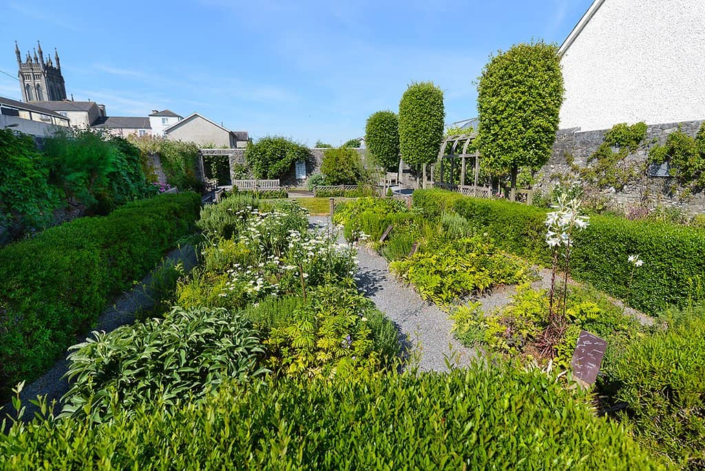 Herb and Vegetable Gardens
