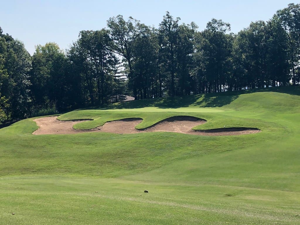 The Ridge Golf Course Lodge of Four Seasons