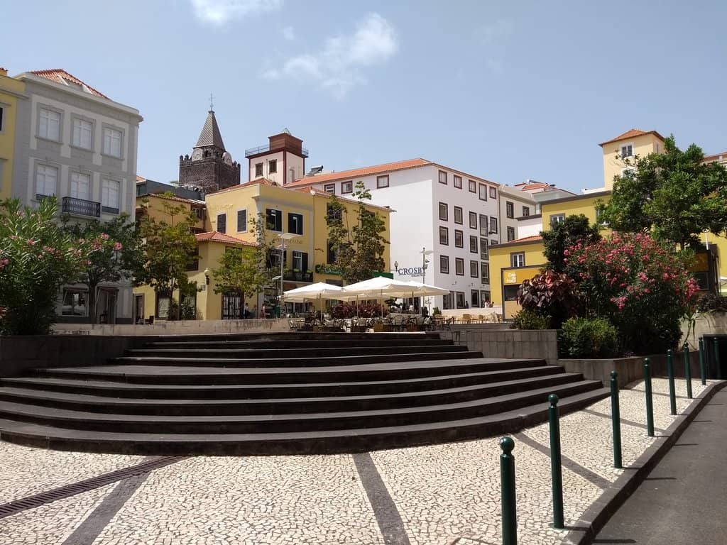 Colombia's Well Replica