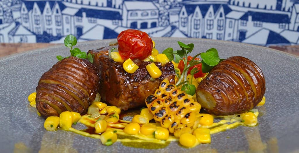 Intimate & Cozy Atmosphere