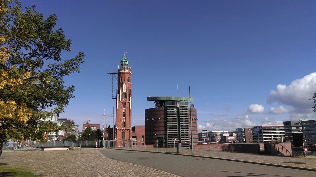 Маяк Бремерхафена (Simon-Loschen-Leuchtturm), август 2018 года...